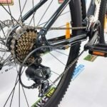 Bicicleta-guayaquil-mtb-montañera-talla-mega-bike-store-bike-shimano-giant-aluminio-talon4-aro29-gris-oscuro