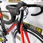bicicleta-ruta-rutera-benelli-italiana-mejor-r19-1.0-pro-negro-rojo-aro-700