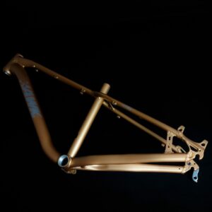 Bicicleta-guayaquil-mtb-montañera-talla-mega-bike-store-bike-shimano-cuadro-hawk-aro-26-aluminio.