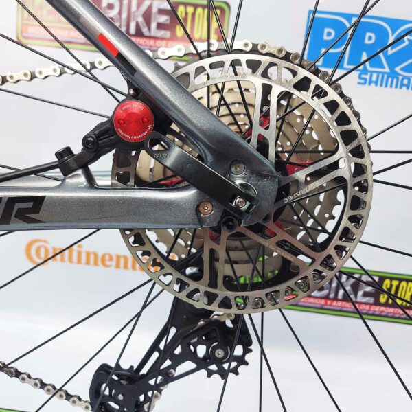 Bicicleta-guayaquil-mtb-montañera-talla-mega-bike-store-bike-shimano-twitter-leopard-aro-29-carbono-deore-gris.